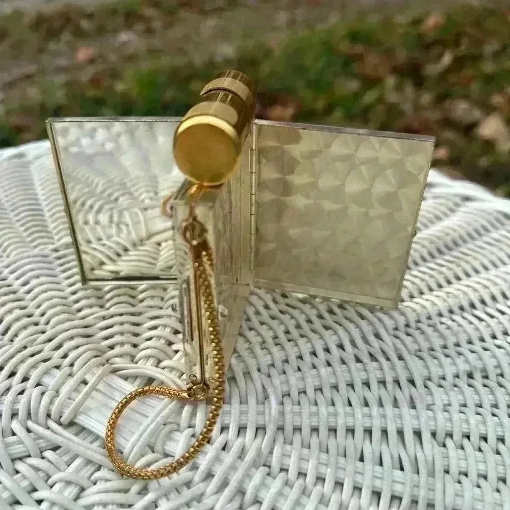 Vintage Gold and Silver Floral compact. Clutch. Gold compact. Antique. Fancy - Picture 10 of 11
